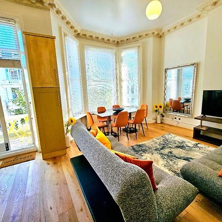 Charming Home With Private Balcony, On 1St Floor, With 2 Bathrooms, 3 Min Walk To Earl'S Court Station Londýn Exteriér fotografie